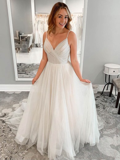 Ball Gown V-neck Tulle Court Train Wedding Dresses With Appliques Lace #UKM00024079