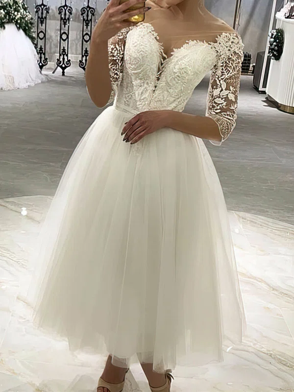 Ball Gown/Princess Illusion Tulle Tea-length Wedding Dresses With Appliques Lace #UKM00024140