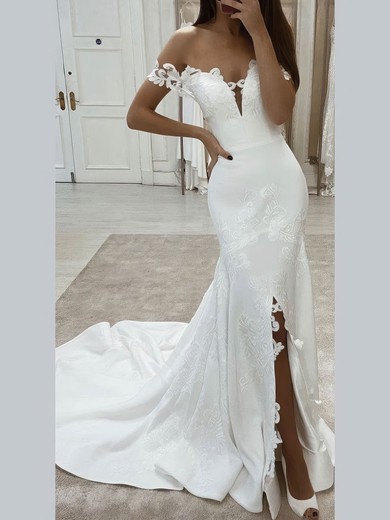 Satin Off-the-shoulder Trumpet/Mermaid Sweep Train Appliques Lace Wedding Dresses #UKM00024160