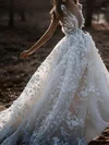 Ball Gown/Princess V-neck Tulle Sweep Train Wedding Dresses With Appliques Lace #UKM00024256