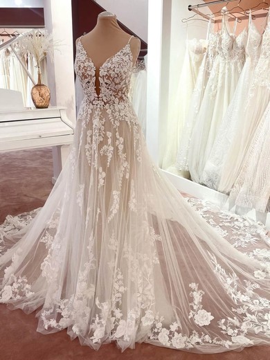Ball Gown V-neck Tulle Court Train Wedding Dresses With Appliques Lace #UKM00024263