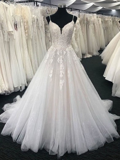 Tulle V-neck A-line Sweep Train Appliques Lace Wedding Dresses #UKM00024333