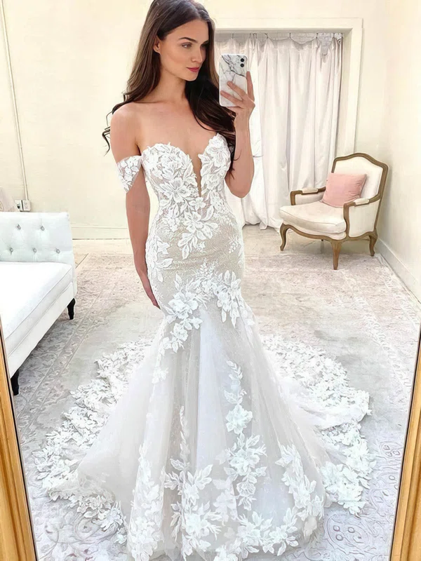 Trumpet/Mermaid Off-the-shoulder Tulle Sweep Train Wedding Dresses With Appliques Lace #UKM00024369
