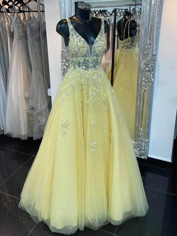 Ball Gown V-neck Tulle Floor-length Appliques Lace Prom Dresses #UKM020108831