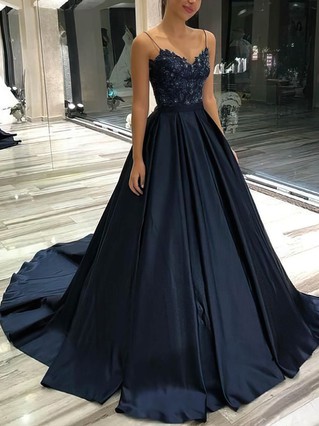 Trumpet/Mermaid V-neck Silk-like Satin Sweep Train Appliques Lace Prom ...