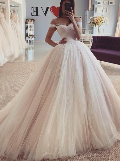 Ball Gown/Princess Off-the-shoulder Tulle Sweep Train Wedding Dresses With Crystal Brooch #UKM00025576