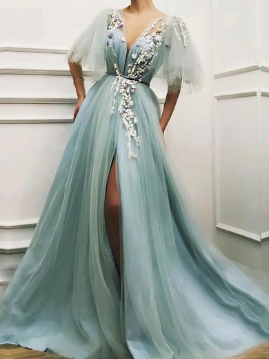 Ball Gown/Princess V-neck Tulle Sweep Train Prom Dresses With Split Front #UKM020114452