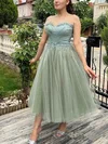 A-line Sweetheart Tulle Tea-length Prom Dresses With Appliques Lace #UKM020114817