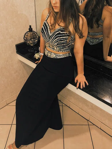 Sheath/Column V-neck Stretch Crepe Floor-length Prom Dresses With Beading #UKM020114963