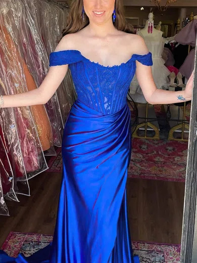 Sheath/Column Off-the-shoulder Silk-like Satin Sweep Train Prom Dresses With Split Front #UKM020115109