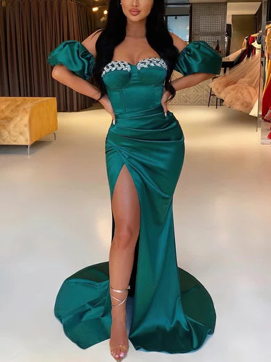 Sheath/Column Off-the-shoulder Puff Sleeve Satin Prom Dresses With Ruched #UKM020115711