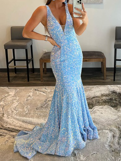 Trumpet/Mermaid Sweep Train V-neck Velvet Sequins Prom Dresses #UKM020115738