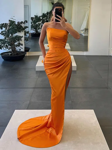 Sheath/Column Strapless Satin Prom Dresses With Ruched #UKM020116024