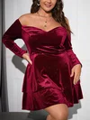 Plus Off Shoulder Velvet Mini Dress PT02024617