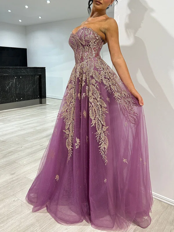 Ball Gown/Princess Sweetheart Tulle Floor-length Prom Dresses With Appliques Lace #UKM020117948