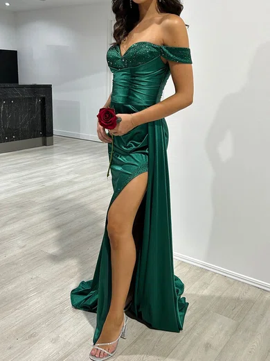 Sheath/Column Off-the-shoulder Satin Prom Dresses With Beading #UKM020117973