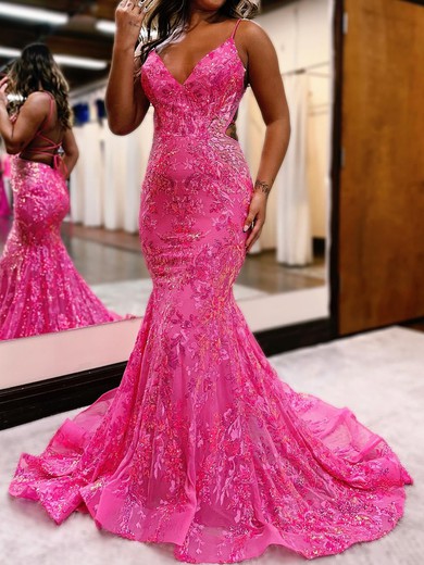 Trumpet/Mermaid V-neck Lace Sweep Train Prom Dresses With Appliques Lace #UKM020119721