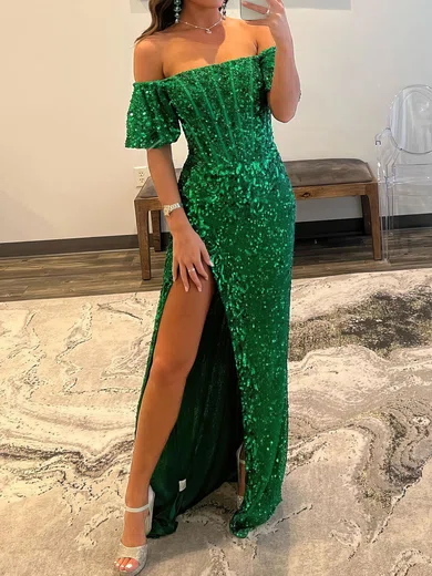 Sheath/Column Off-the-shoulder Sparkly Velvet Sequin Prom Dresses #UKM020119649