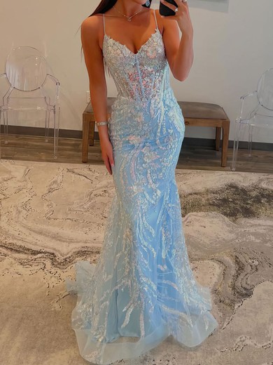 Trumpet/Mermaid V-neck Glitter Sweep Train Prom Dresses With Appliques Lace #UKM020119664