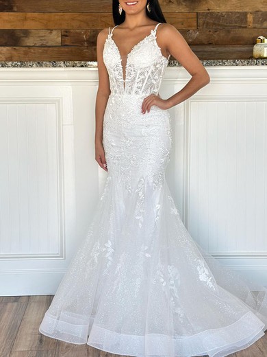 Trumpet/Mermaid V-neck Glitter Sweep Train Prom Dresses With Appliques Lace #UKM020120017