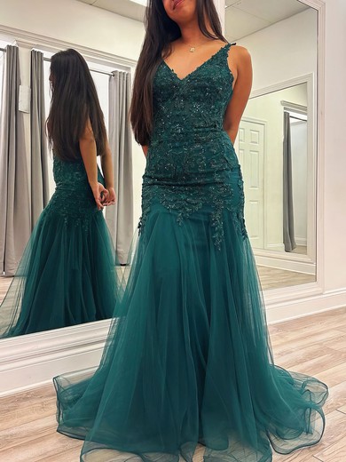 Trumpet/Mermaid V-neck Tulle Sweep Train Prom Dresses With Sequins #UKM020121059