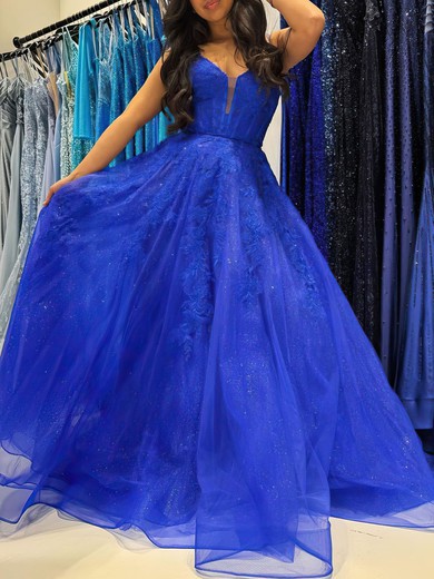 Ball Gown/Princess V-neck Tulle Glitter Sweep Train Prom Dresses With Appliques Lace #UKM020121148