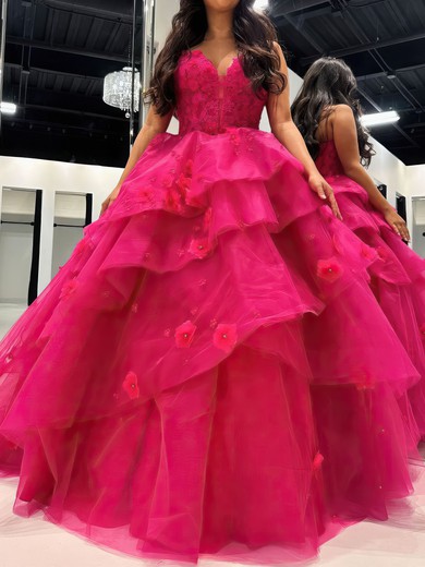 Ball Gown V-neck Tulle Tiered Prom Dresses With Appliques #UKM020121182