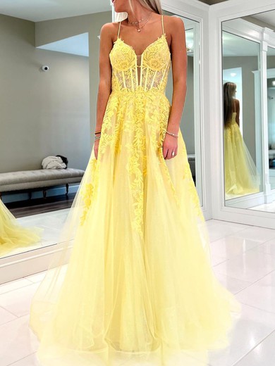 Ball Gown/Princess V-neck Tulle Sweep Train Prom Dresses With Appliques Lace #UKM020120532