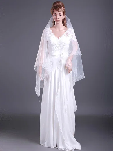 Two-tier Fingertip Wedding Veils with Lace Applique Edge #1430016