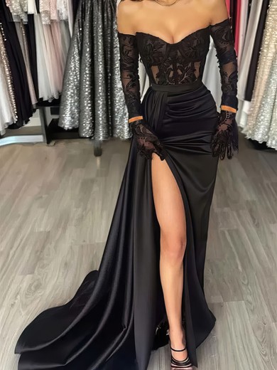 Sheath/Column Off-the-shoulder Satin Prom Dresses With Appliques #UKM020121848