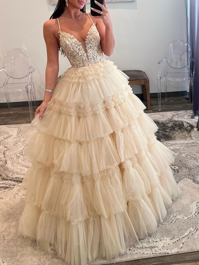 Ball Gown/Princess V-neck Tulle Floor-length Prom Dresses With Appliques Lace #UKM020121750