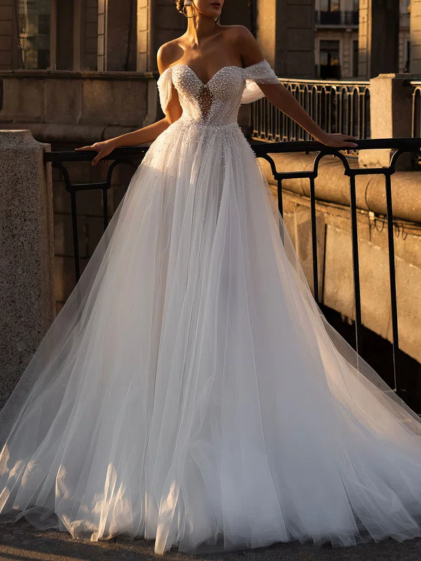 Ball Gown/Princess Off-the-shoulder Tulle Chapel Train Wedding Dress #UKM00027025