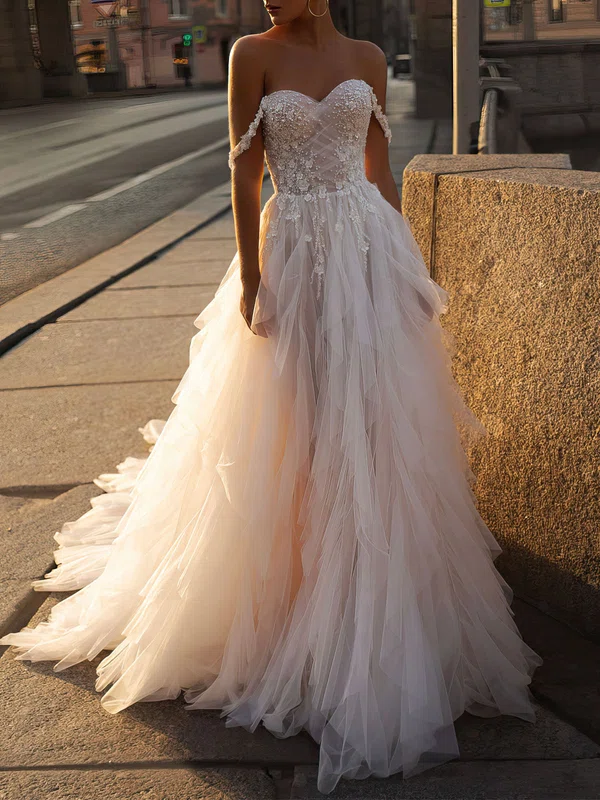 Ball Gown/Princess Sweetheart Tulle Watteau Train Wedding Dress #UKM00027030