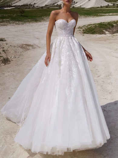 Ball Gown/Princess Sweetheart Lace Tulle Watteau Train Wedding Dress #UKM00027244