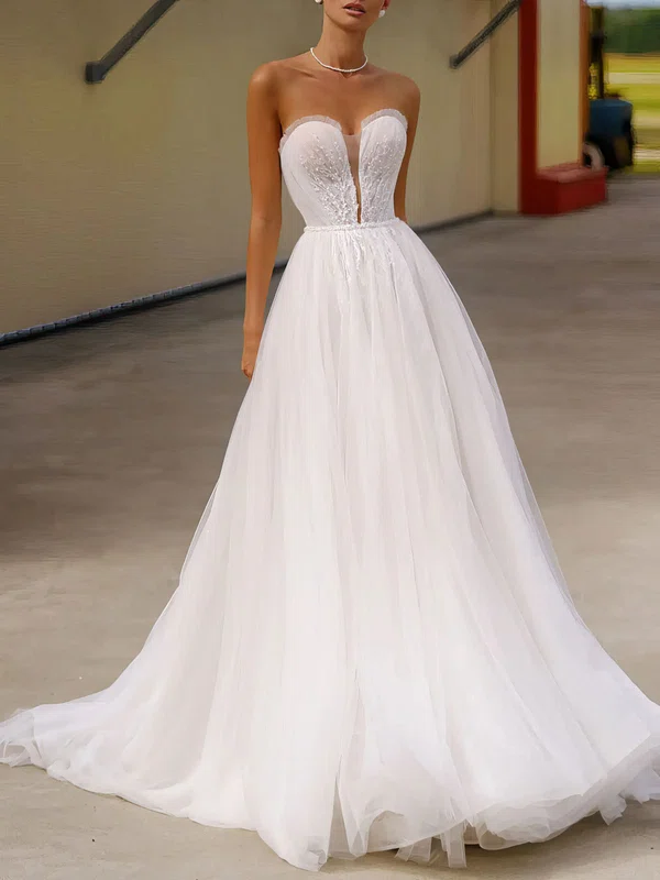 Ball Gown/Princess Sweetheart Tulle Chapel Train Wedding Dress #UKM00027294