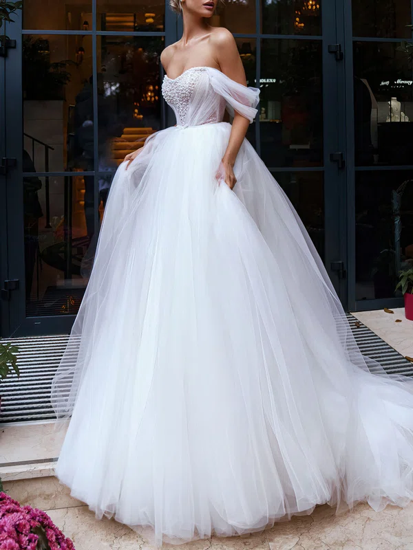 Ball Gown/Princess Off-the-shoulder Tulle Court Train Wedding Dress With Pearl Detailing #UKM00027376