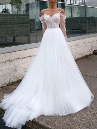 Ball Gown/Princess Off-the-shoulder Tulle Court Train Wedding Dress With Lace #UKM00027381