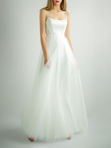 Ball Gown/Princess Scoop Neck Tulle Floor-length Wedding Dress #UKM00027770