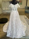 Ball Gown/Princess Scoop Neck Glitter Tulle Court Train Wedding Dress With Appliques Lace #UKM00027913