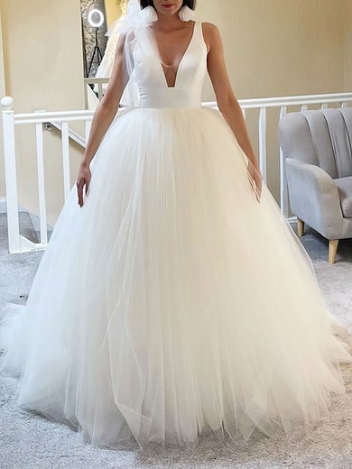 Ball Gown/Princess V-neck Tulle Court Train Wedding Dress #UKM00027930