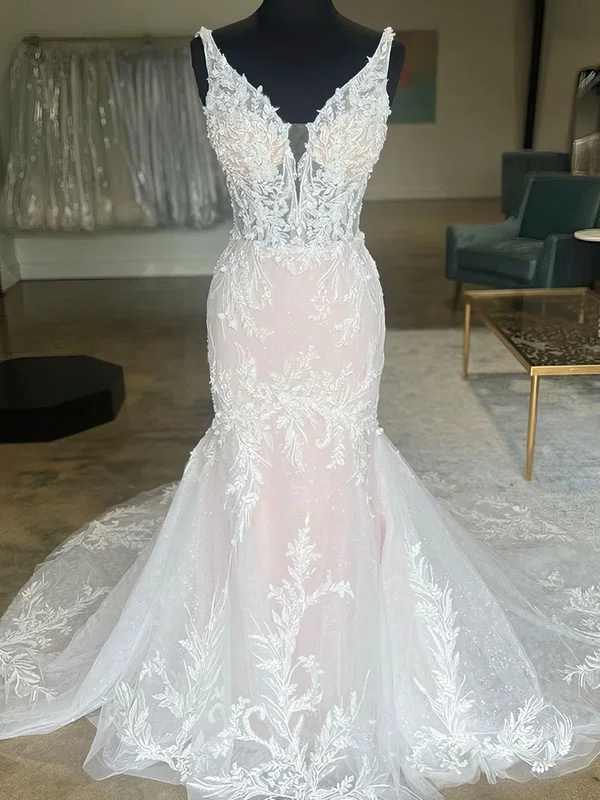 Trumpet/Mermaid V-neck Glitter Tulle Court Train Wedding Dress With Appliques Lace #UKM00027941