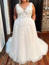 Ball Gown/Princess V-neck Tulle Court Train Wedding Dress With Appliques Lace #UKM00027966
