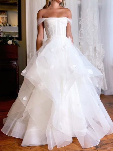 Ball Gown/Princess Off-the-shoulder Tulle Floor-length Wedding Dress With Tiered #UKM00027968