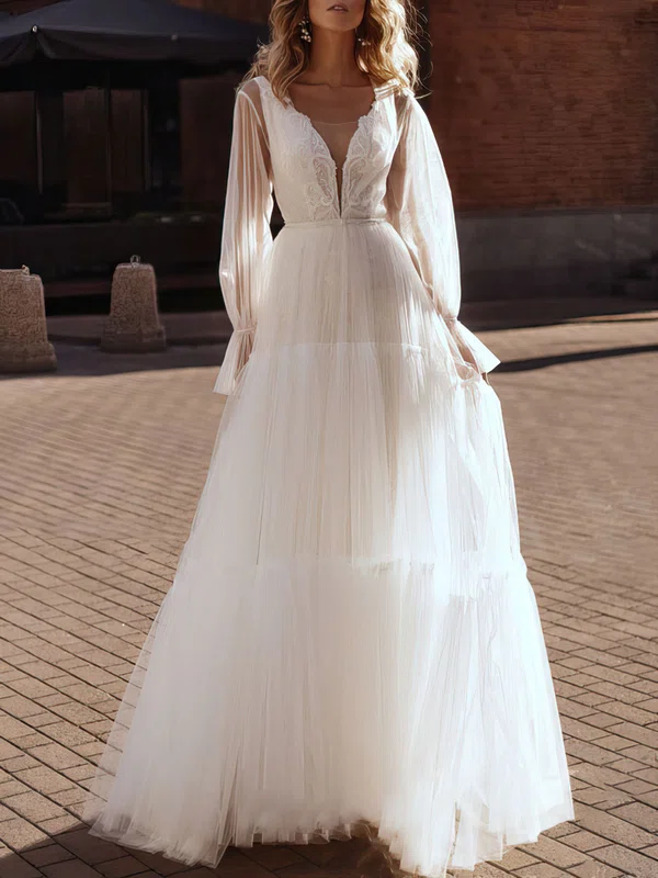 Ball Gown/Princess V-neck Lace Tulle Sweep Train Wedding Dress With Appliques Lace #UKM00027158