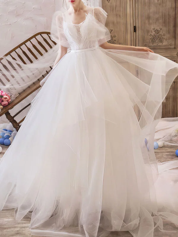 Ball Gown/Princess V-neck Tulle Chapel Train Wedding Dress With Appliques Lace #UKM00028203