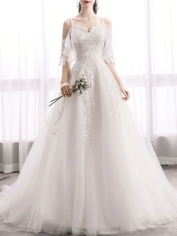 Ball Gown/Princess V-neck Tulle Court Train Wedding Dress With Lace #UKM00028217