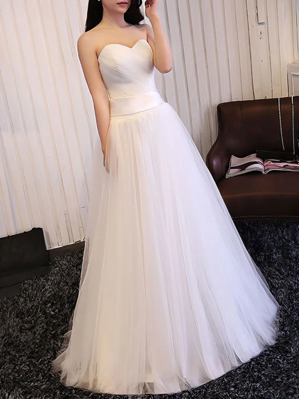 Ball Gown/Princess Sweetheart Tulle Floor-length Wedding Dress With Ruched #UKM00028225