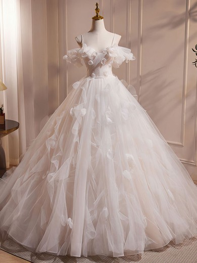 Ball Gown/Princess Sweetheart Tulle Sweep Train Wedding Dress With Flower(s) #UKM00028230