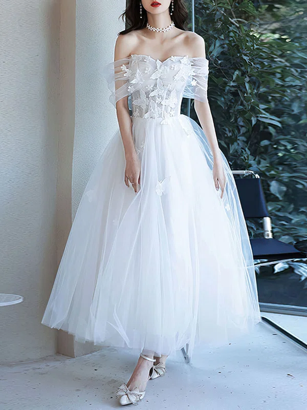 Ball Gown/Princess Off-the-shoulder Tulle Ankle-length Wedding Dress With Appliques Lace #UKM00028271