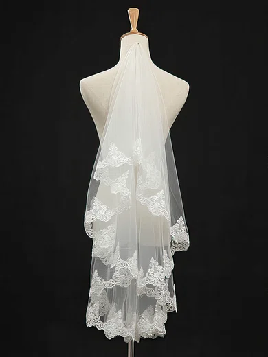 One-tier Tulle Fingertip Wedding Veils with Lace Applique Edge #03010028
